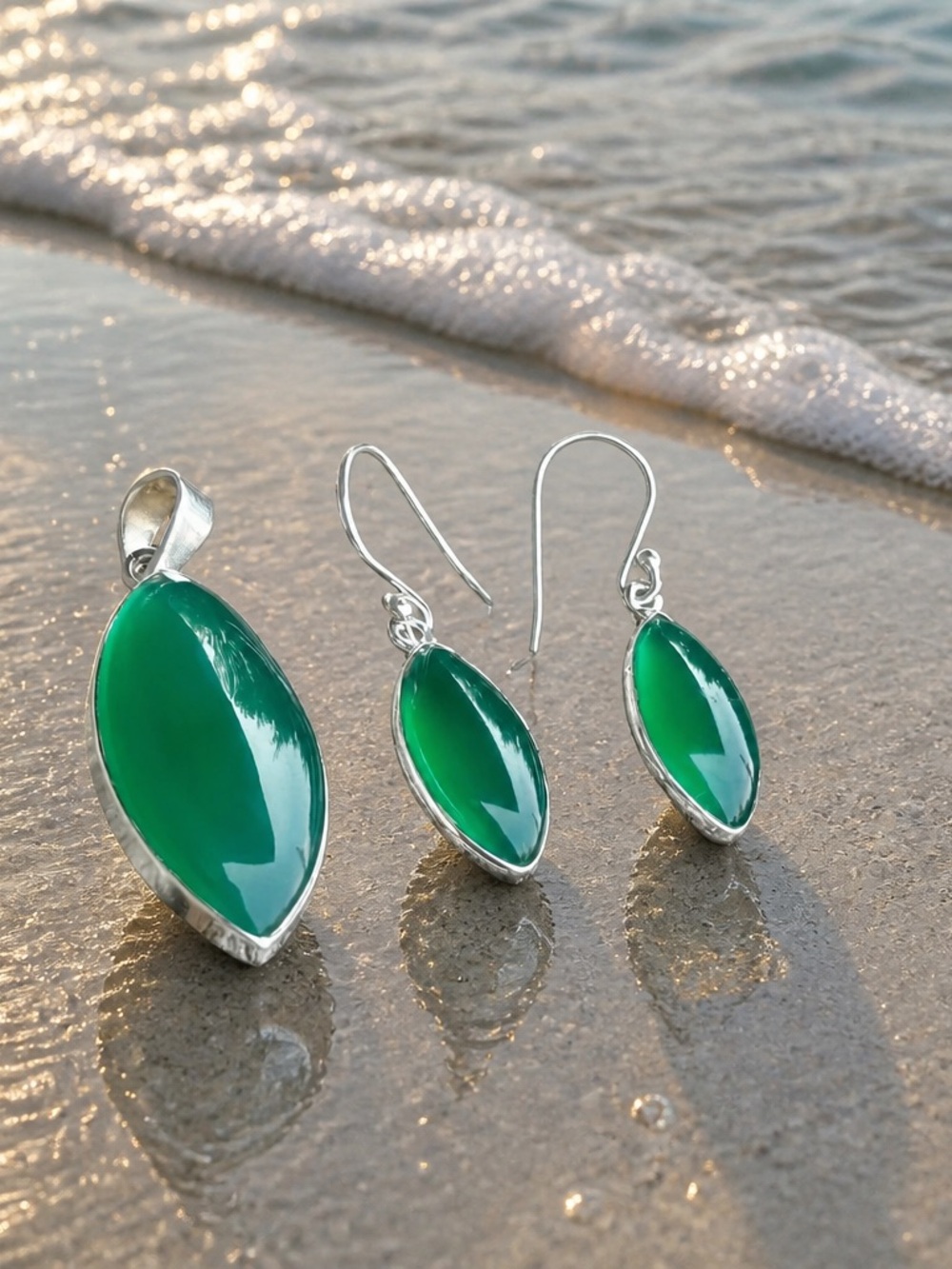 Green Onyx Necklace & Earring Set!
